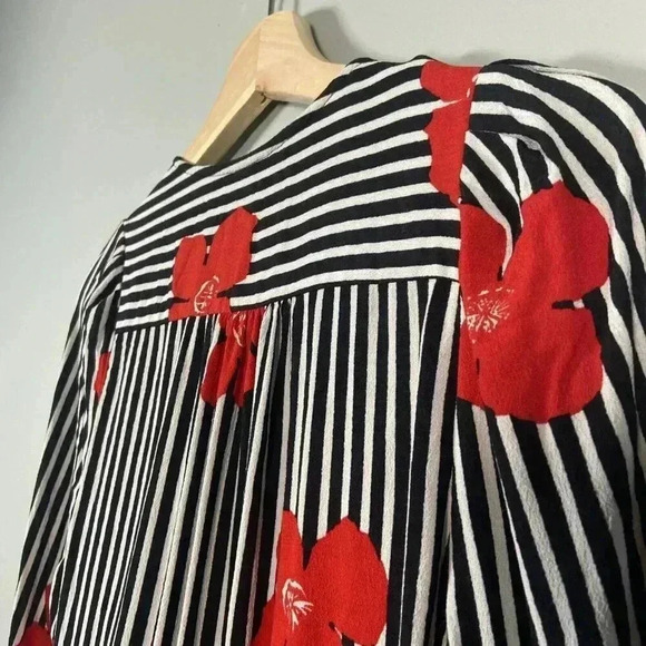 Madewell Striped Wrap Top in Candied Orchids Size Small Black White Striped Crop - Picture 8 of 14